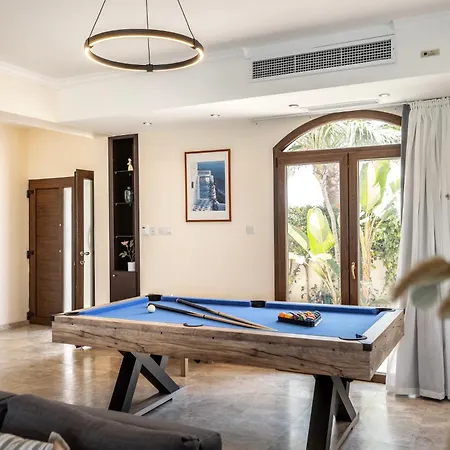 Sunnyvillas: 4br Seafront Villa*private Pool*bw44 *
